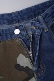 Jeans in denim dritto a vita alta patchwork con stampa mimetica casual blu