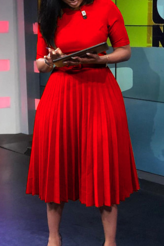 Red Casual Solid With Belt O Neck Pleated Plus Size Dresses