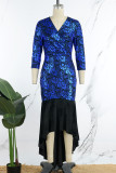 Blaue sexy bedruckte Patchwork-Kleider mit V-Ausschnitt und bedrucktem Kleid