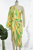 Geel Casual Dagelijkse Eenvoud Gemengde print Afdrukken Contrasterende asymmetrische jurken met één schouder