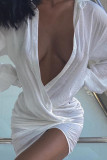 Robes blanches sexy décontractées à manches longues et col rabattu en patchwork uni