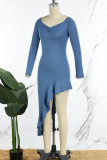 Blaue, lässige, solide Patchwork-Kleider mit fadenförmiger Webkante und unregelmäßigem V-Ausschnitt
