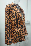 Manteau élégant marron avec poches en patchwork léopard et col rabattu, grande taille