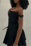Schwarzes, sexy, lässiges, festes, rückenfreies Frenulum-Weste-Kleid mit quadratischem Kragen