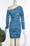 Lichtblauwe sexy casual print rugloze schuine kraag jurken met lange mouwen