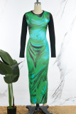 Повседневные платья цвета хаки с принтом в стиле пэчворк и круглым вырезом с длинным рукавом