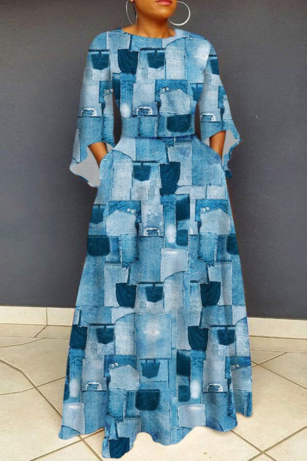 Lichtblauwe casual print patchwork lange jurk met o-hals grote maten jurken