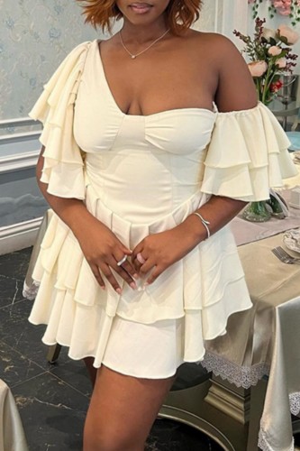 ホワイトセクシーカジュアルソリッドパッチワーク非対称襟不規則なドレス半袖ドレス