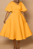 オレンジのエレガントなソリッド パッチワーク V ネック A ライン半袖ドレス