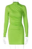 Зеленые повседневные однотонные базовые платья с высоким воротником и длинным рукавом
