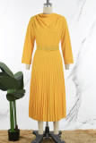 Patchwork solide élégant jaune avec ceinture plissée col rond robes trapèze