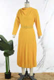 Patchwork solide élégant jaune avec ceinture plissée col rond robes trapèze