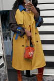 Ropa de abrigo casual bloque de color vendaje retazos hebilla cuello vuelto amarillo