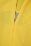 Gelbe, lässige, solide, ausgehöhlte Patchwork-Reißverschluss-O-Ausschnitt-Kleider in A-Linie