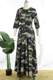 Imprimé camouflage de simplicité quotidienne décontractée vert armée avec des robes longues d'impression de ceinture