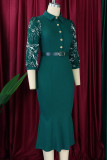 Grünes, lässiges Patchwork-Kleid mit Gürtel, Umlegekragen und langen Ärmeln