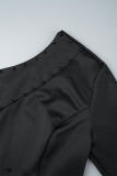 Nero elegante solido patchwork con spacco che borda una spalla manica lunga due pezzi
