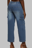 Pantalones rectos de color liso con cremallera y botones de bolsillo de parches lisos de calle azul claro