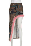 Camouflage Street Camouflage-Druck, Patchwork-Tasche, Knöpfe, Federn, Reißverschluss, normale mittlere Taille, voll bedruckte Hose