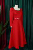 Розово-красные повседневные однотонные платья с квадратным воротником и длинными рукавами с поясом