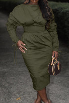 Elegantes, einfarbiges Patchwork-Kleid mit Kordelzug, O-Ausschnitt und einstufigem Rock in Armeegrün