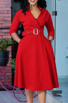 Patchwork solide élégant rouge avec ceinture col en V robes trapèze (ceinture incluse)