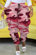 Pantalones con estampado completo convencional de cintura alta regular con estampado de camuflaje casual rosa