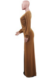 Robe longue marron élégante en patchwork uni fendue et pliée à col en V