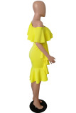 Gelbe, lässige, solide, rückenfreie Patchwork-Kleider mit schrägem Kragen und unregelmäßigen Kleidern