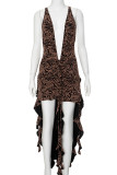 Vestidos de vestir irregulares con cuello en V y patchwork con estampado de calle marrón