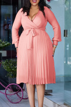 Розовые элегантные однотонные лоскутные платья с плиссированным поясом и V-образным вырезом.