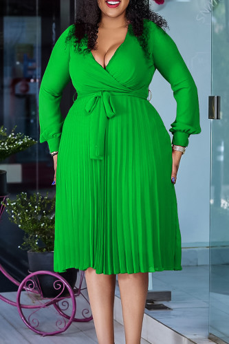 Зеленые элегантные однотонные лоскутные платья с плиссированным поясом и V-образным вырезом.