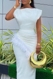 Vestidos de falda de un solo paso con cuello en O con pliegues y retazos lisos dulces blancos