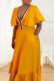 Желтые повседневные лоскутные платья с V-образным вырезом и карманами больших размеров