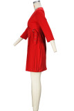 Robes trapèze rouges élégantes en patchwork uni plissées à col en V