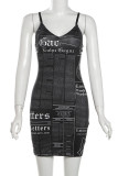 Schwarze, sexy, bedruckte, rückenfreie Spaghettiträger-Sling-Kleider mit Patchwork-Print