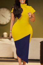 Vestidos de falda envueltos con cuello alto en contraste de patchwork elegante amarillo