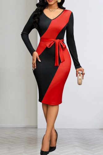 Robes de jupe enveloppées à col en V en patchwork élégant à bandage noir rouge