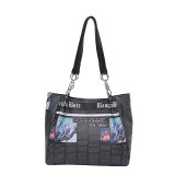 Schwarze Patchwork-Reißverschlusstaschen mit Tagesdruck