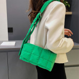 Зеленые сумки в клетку в стиле пэчворк Daily Simplicity