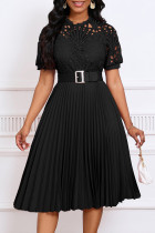 Schwarze, elegante, solide, ausgehöhlte Patchwork-Kleider mit Gürtel und plissiertem O-Ausschnitt in A-Linie