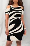 Beige Casual Geometric Print Contrast O Neck Printed Dresses