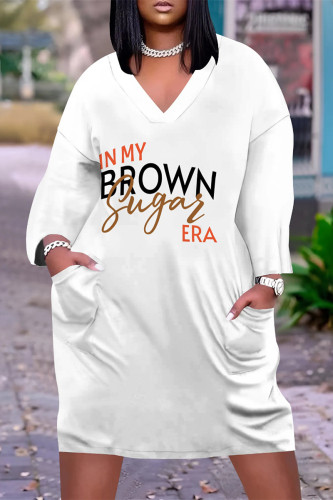 White Black Casual Street Letter Print Pocket Contrast V Neck Printed Plus Size Dresses