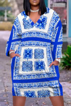 Blue Casual Chain print Newspaper printing Pocket Contrast V Neck Printed Plus Size Dresses