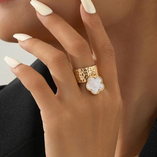 Gold Daily Flowers Rings