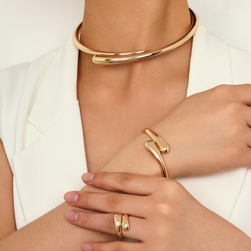 Gold Simple Heavy Metal Geometric Ring Smooth Surface Female Necklace Bracelet Ring Set