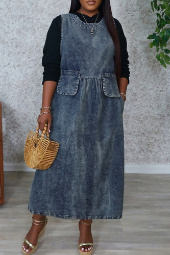 Blue Casual Solid Color Pocket O Neck Sleeveless Loose Denim Dresses