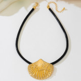 Gold Casual Solid Color Necklaces