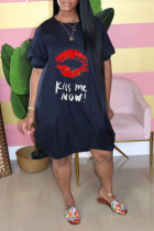 Black England Short Sleeves O neck Straight Knee-Length Print Character lip Dresses