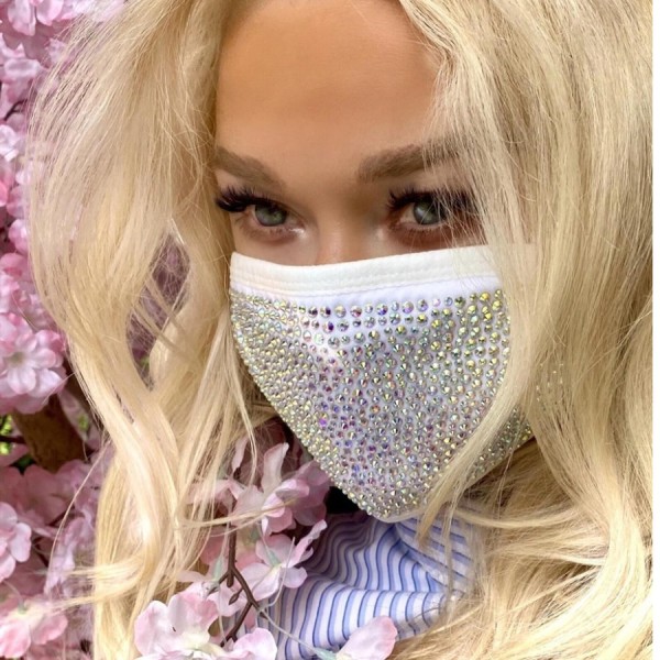 White Fashion Hot Drilling Decorative White Face Mask